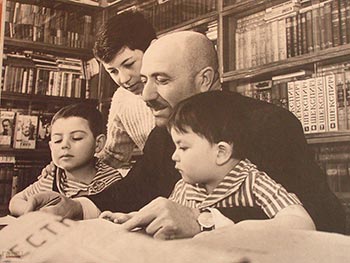 Кайсын Кулиев с сыновьями