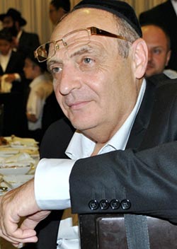 Михаил Моставлянский